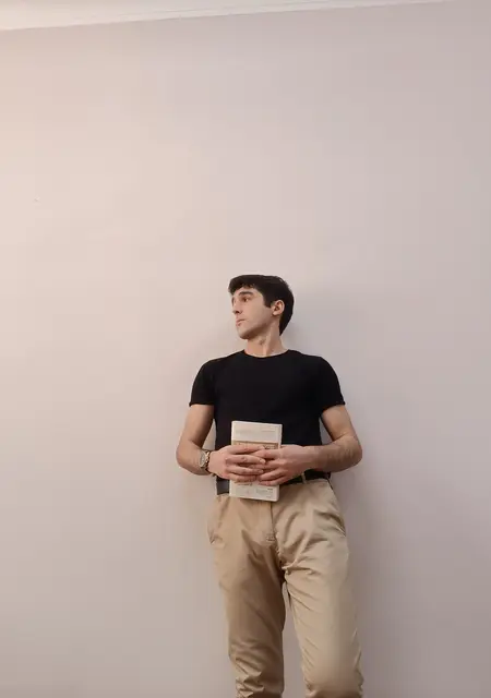 Эдуард из Нальчика, ищу на сайте приятное времяпровождение