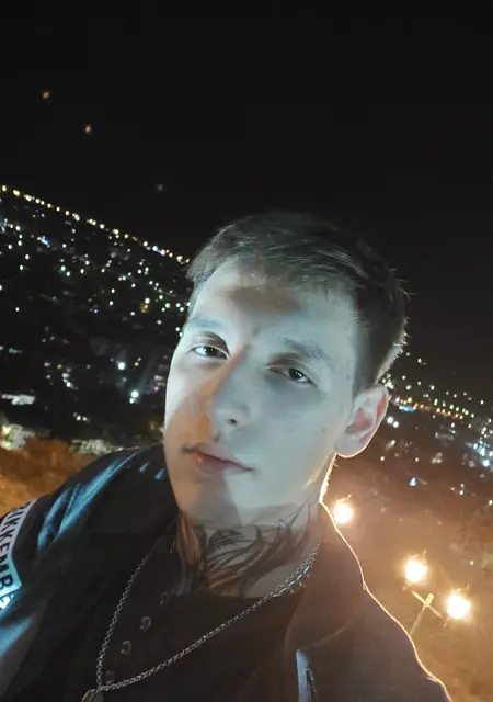 Я Влад, 20, знакомлюсь для постоянных отношений в Минеральных Водах