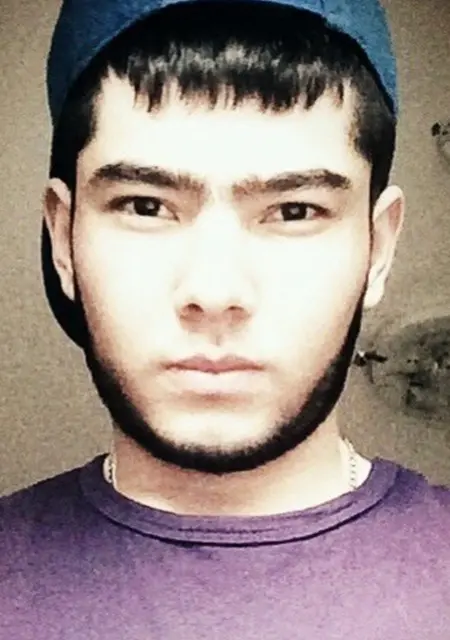 Я Коля, 27, из Хабаровска, ищу знакомства на одну ночь