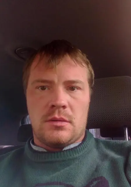 Я Михаил, 40, знакомлюсь без обязательств в Нягани