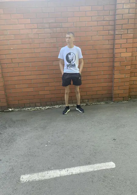 Я Байтур, 22, из Петропавловска, ищу знакомство для постоянных отношений