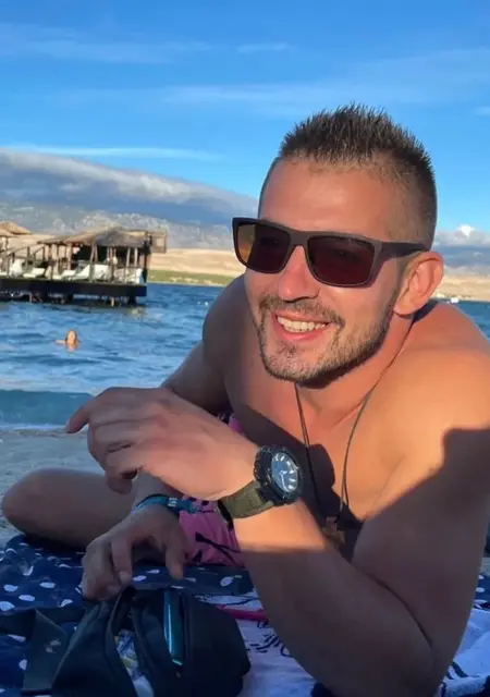 Zoran из Мурманска, мне 30, познакомлюсь для дружбы