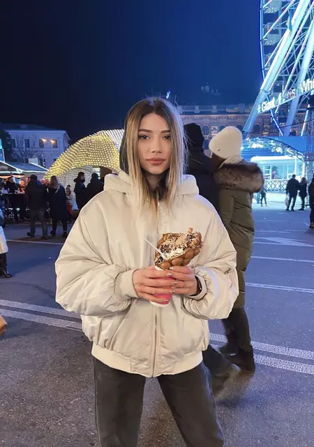 Аня из Красноярска, мне 25, познакомлюсь для постоянных отношений