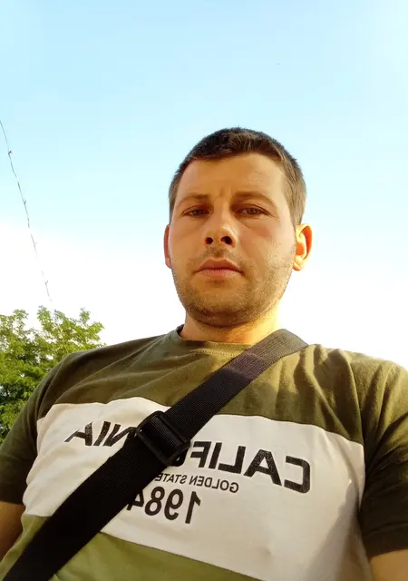 Я Міша, 35 років з Коломия, шукаю знайомства на одну ніч