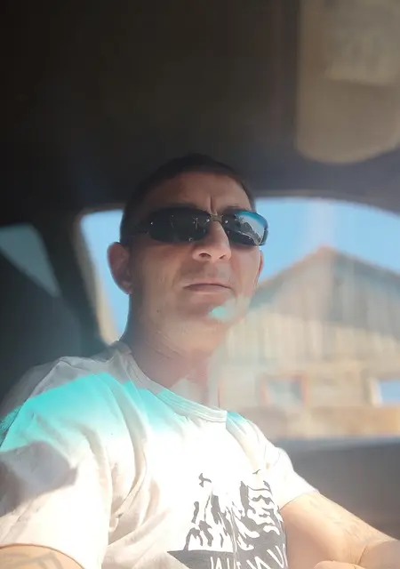 Igor из Якутска, мне 45, познакомлюсь на одну ночь