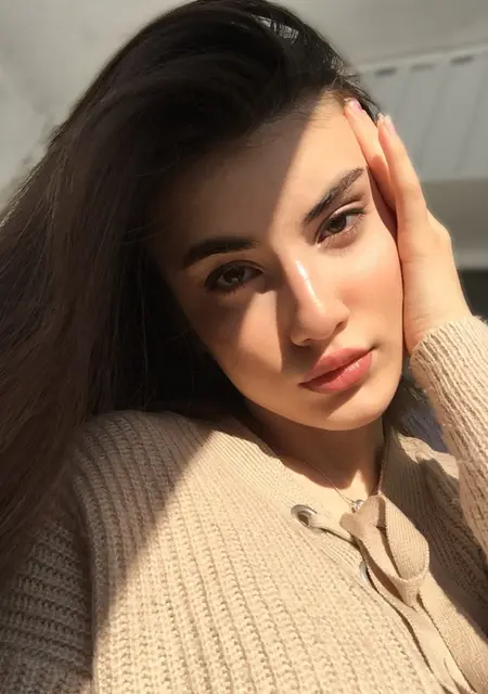 Я Алина, 27, из Петрозаводска, ищу знакомства на одну ночь