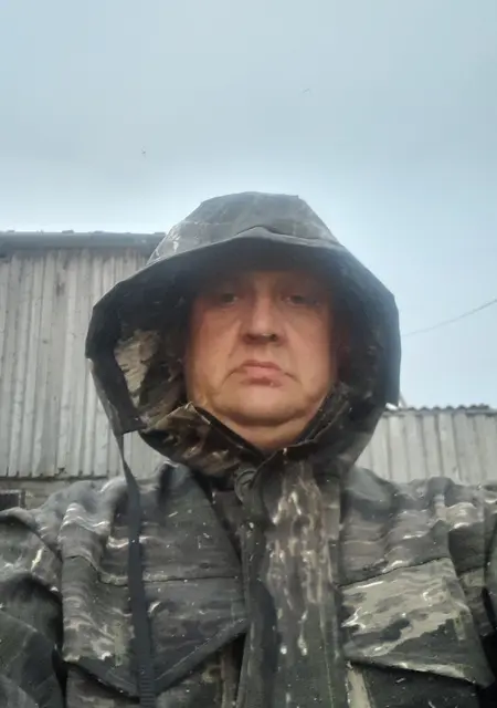 Я Алексей, 45, из Петрозаводска, ищу знакомства без обязательств