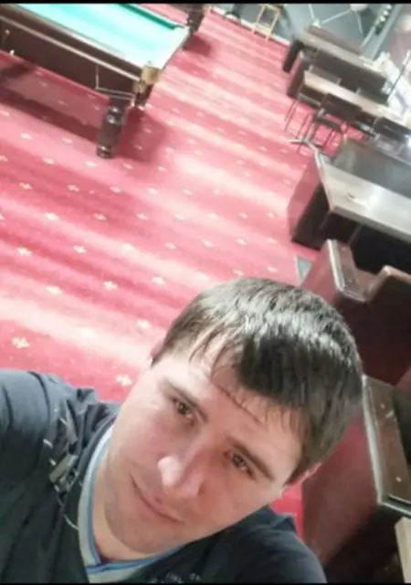 Я Алекс, 37, из Персиановки, ищу знакомства без обязательств