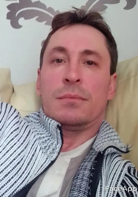 Коля из Кургана, ищу на сайте знакомства без обязательств