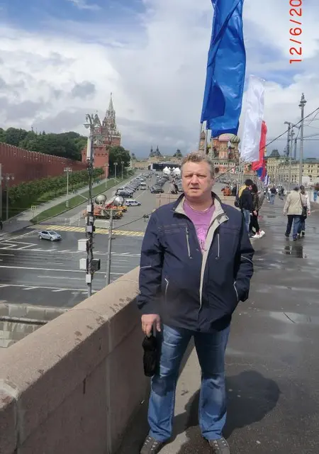 Я Александр, 63, из Самары, ищу знакомства без обязательств