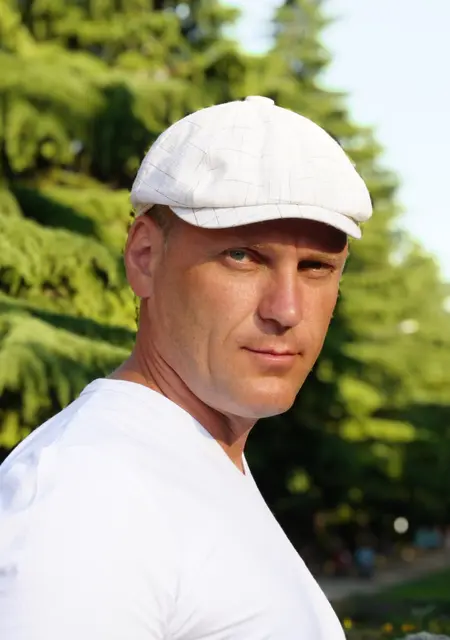 Александр из Надыма, ищу на сайте приятное времяпровождение