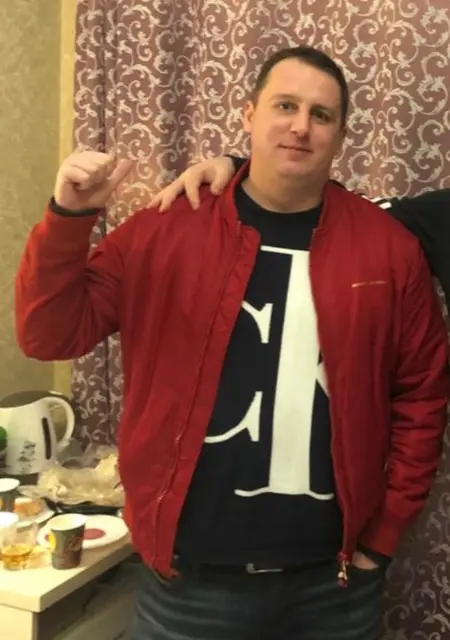 Артемий из Северодвинска, ищу на сайте знакомства без обязательств