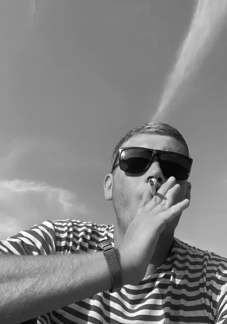 Иван из Кирова, ищу на сайте знакомства без обязательств