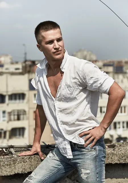 Andrew з Лисичанська, мені 34 років, познайомлюсь для вірт