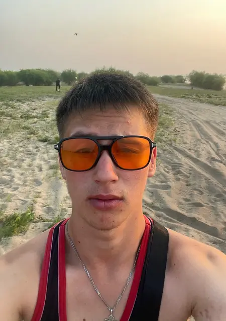 Я Антошка, 22, знакомлюсь для вирта в Улан-Удэ