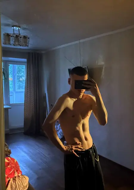 Я Никита, 19, знакомлюсь без обязательств в Алейске