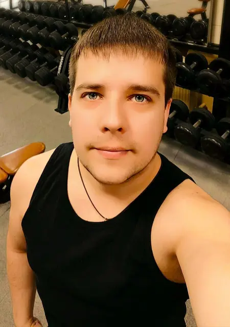 Кирилл из Нижнего Тагила, ищу на сайте знакомства на одну ночь