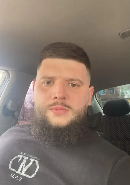 Я Виктор, 28, знакомлюсь без обязательств в Вилючинске