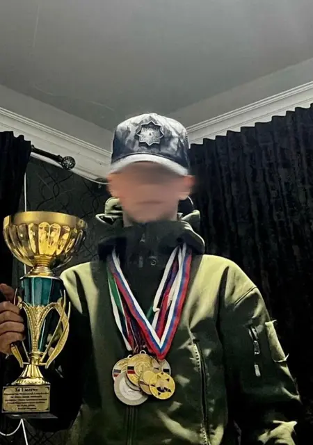 Я Ахмед, 18, знакомлюсь на одну ночь в Грозном