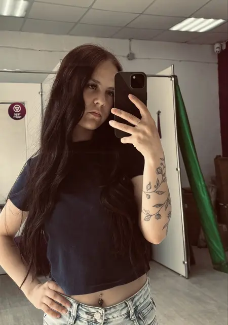 Я Алина, 22, знакомлюсь для постоянных отношений в Екатеринбурге