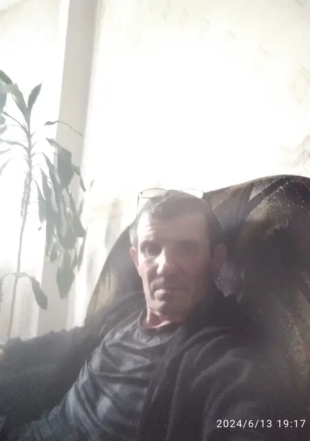 Денис из Апатитов, ищу на сайте знакомства без обязательств