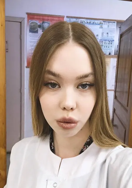 Я Ева, 19, знакомлюсь для общения в Архангельске