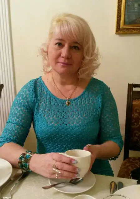 Я Александра, 63, из Владивостока, ищу знакомства без обязательств