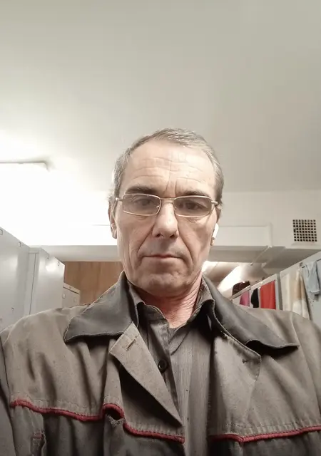 Олег из Калуги, мне 59, познакомлюсь без обязательств