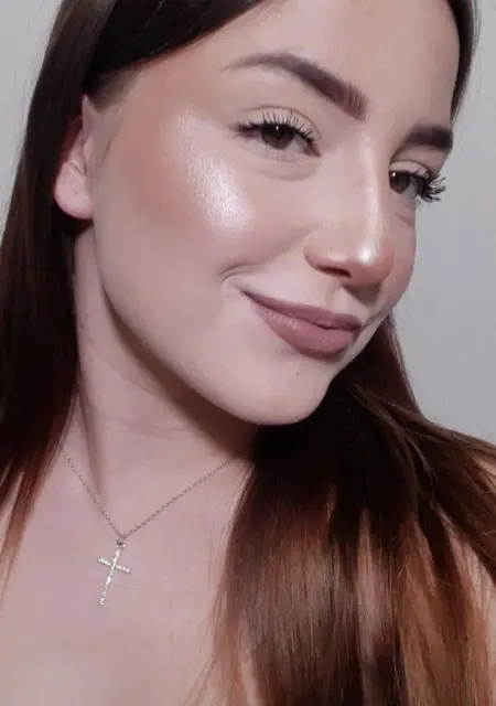 Я Кристина, 24, из Казани, ищу знакомство для постоянных отношений