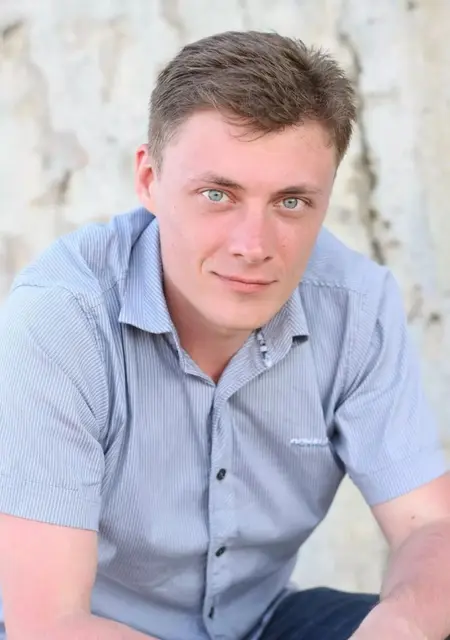 Я Александр, 40, из Ижевска, ищу знакомство для приятного времяпровождения