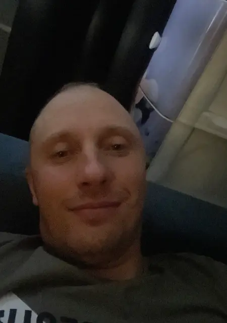 Alexandr из Мурманска, мне 42, познакомлюсь для постоянных отношений