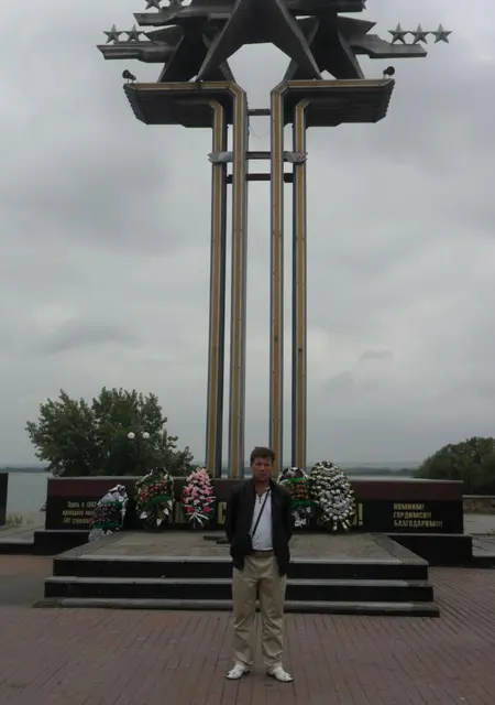 Вася из Артема, ищу на сайте знакомства на одну ночь