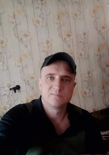 Костя из Кургана, ищу на сайте знакомства без обязательств