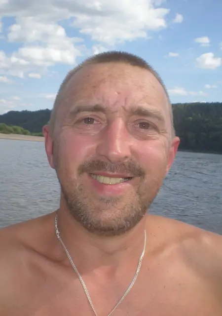 Сергей из Кирова, ищу на сайте знакомства на одну ночь