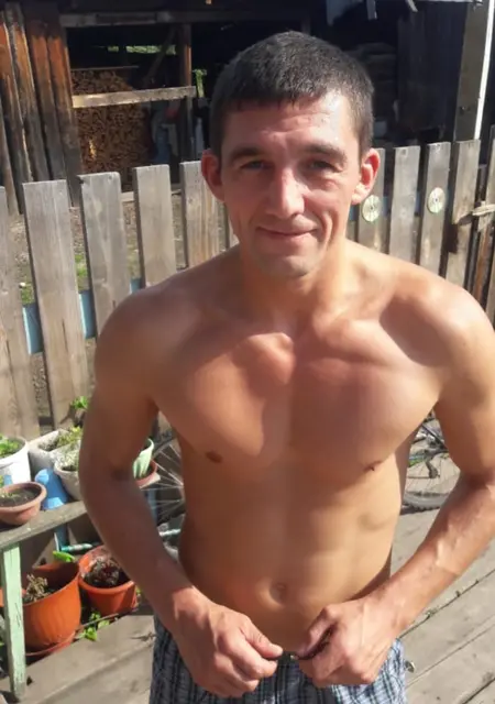 Я Дима, 38, знакомлюсь для приятного времяпровождения в Железногорске