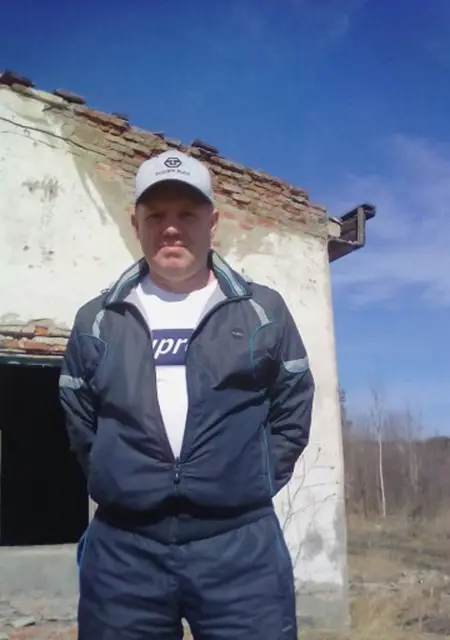 Владимир из Карпинска, мне 43, познакомлюсь без обязательств