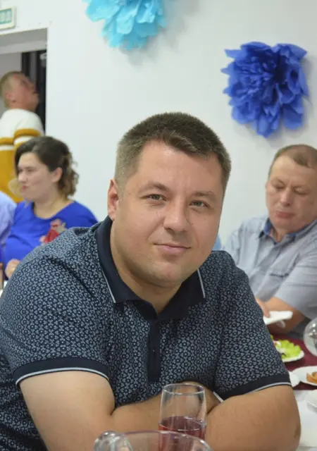 Артем из Перми, мне 40, познакомлюсь без обязательств