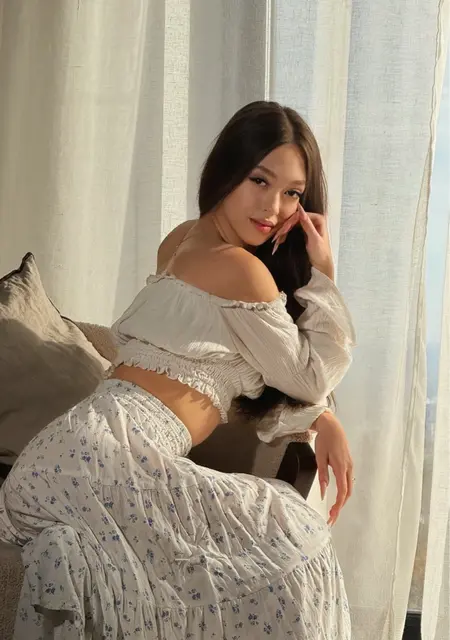 Мария из Сочи, мне 23, познакомлюсь для вирта