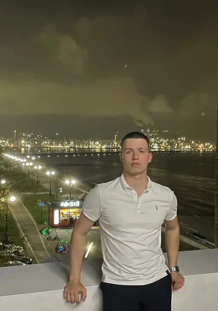 Михаил из Новороссийска, мне 19, познакомлюсь на одну ночь