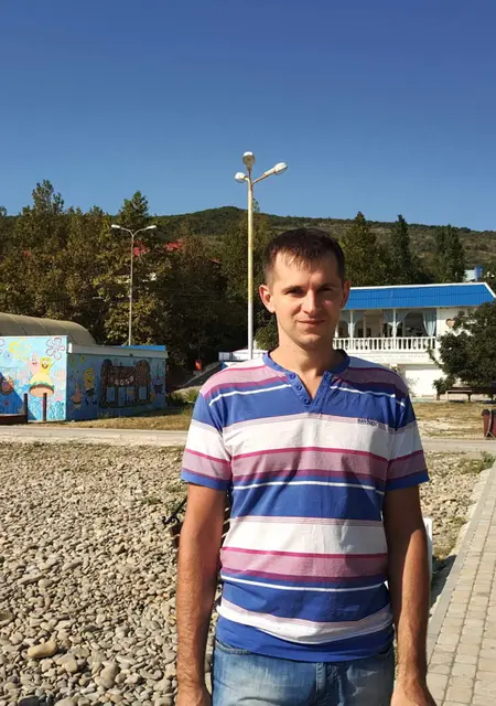 Я Евгений, 39, из Абинска, ищу знакомства без обязательств