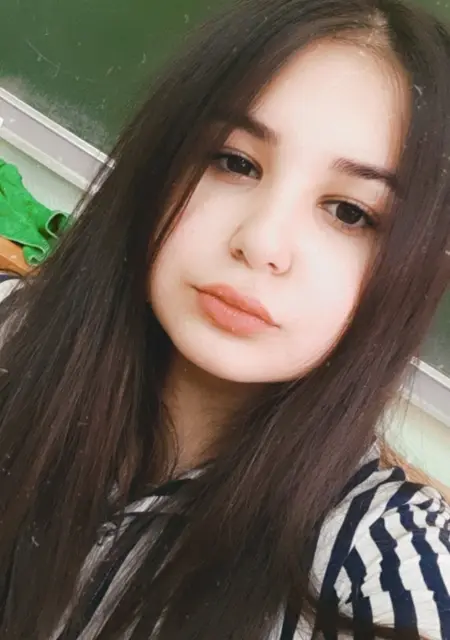 Я Вика, 24, из Видного, ищу знакомство для приятного времяпровождения