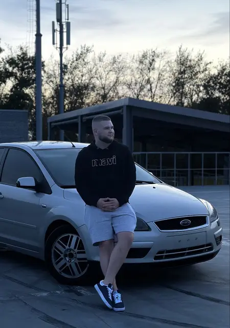 Ваня из Москвы, ищу на сайте знакомства на одну ночь