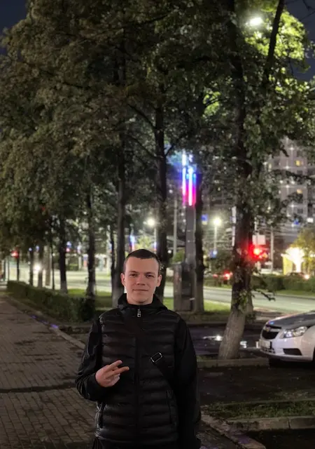 Я Антон, 20, знакомлюсь без обязательств в Челябинске