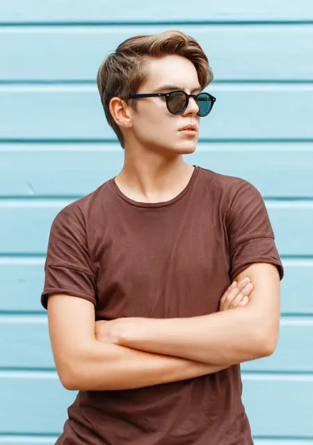 Я Евгений, 26, из Вольска, ищу знакомства на одну ночь