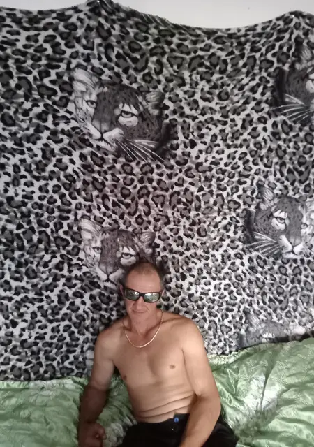 Я Андрей, 50, из Ленинска-Кузнецкого, ищу знакомство для постоянных отношений