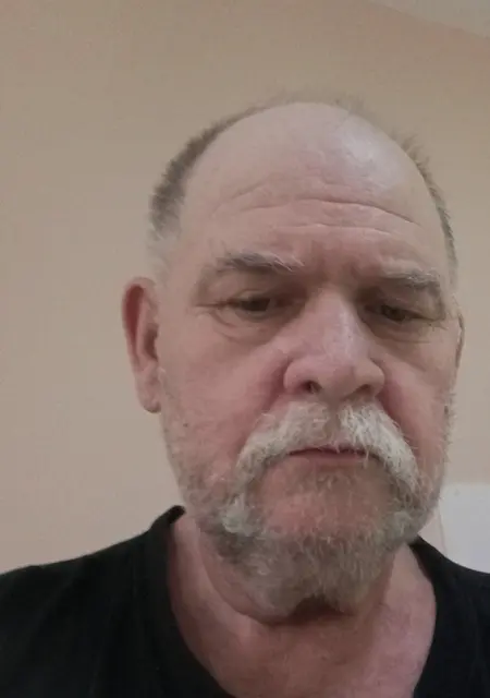 Я Василий, 62, знакомлюсь на одну ночь в Владимире