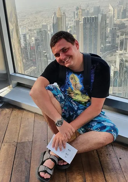 Никита из Озерска, ищу на сайте знакомства на одну ночь