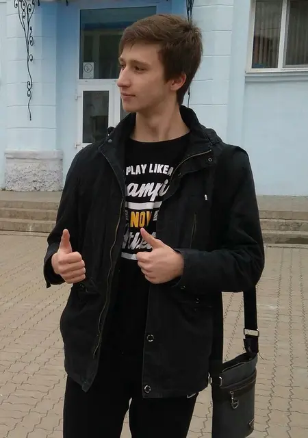 Я Владислав, 25, из Фокина, ищу знакомства без обязательств