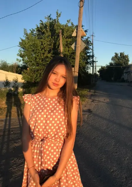 Ксения из Екатеринбурга, мне 25, познакомлюсь для общения