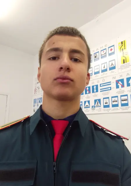 Я Сергей, 19, знакомлюсь без обязательств в Орехово-Зуево